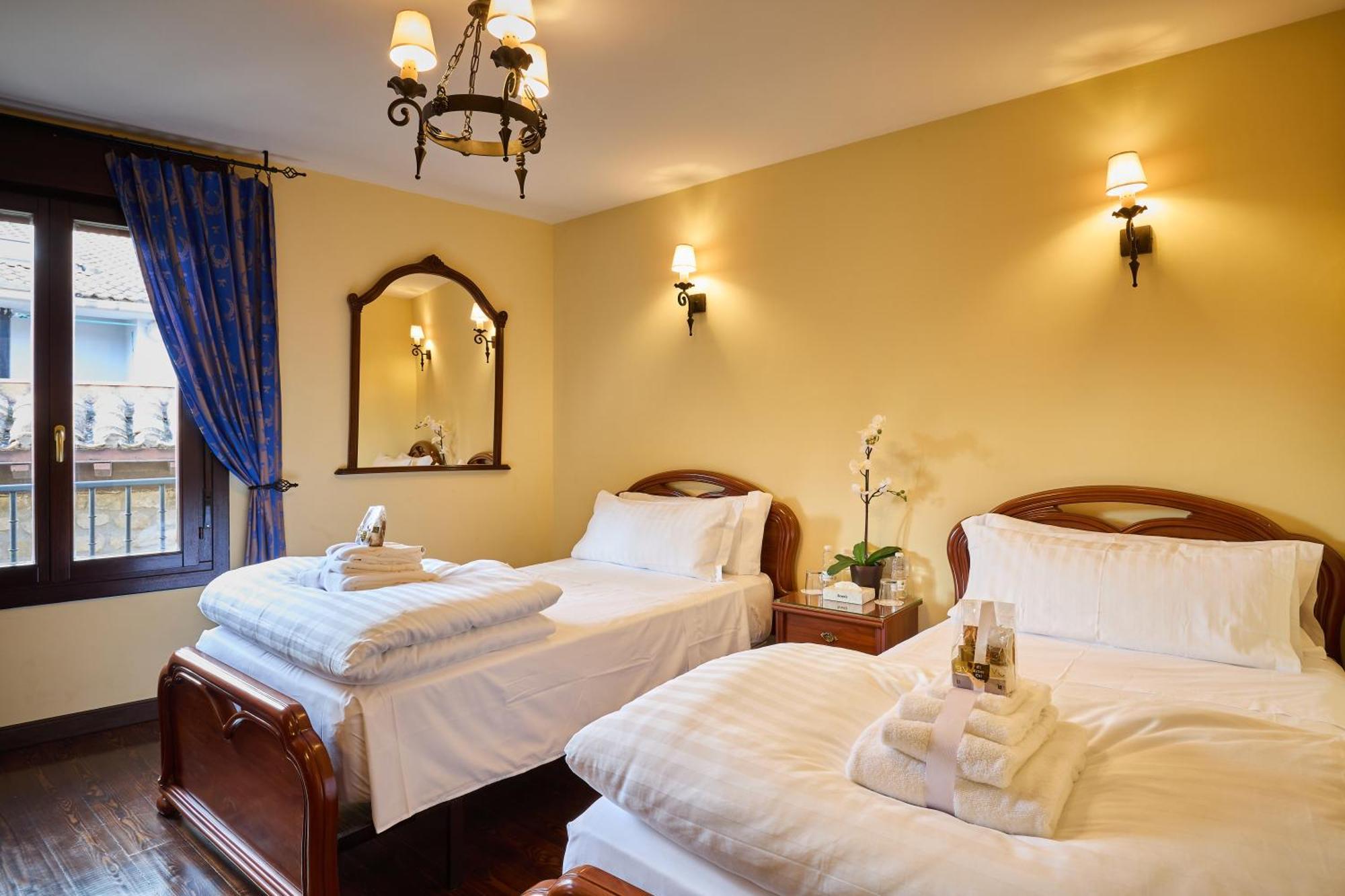 El Retiro Del Obispo Guest House Laguardia Bagian luar foto